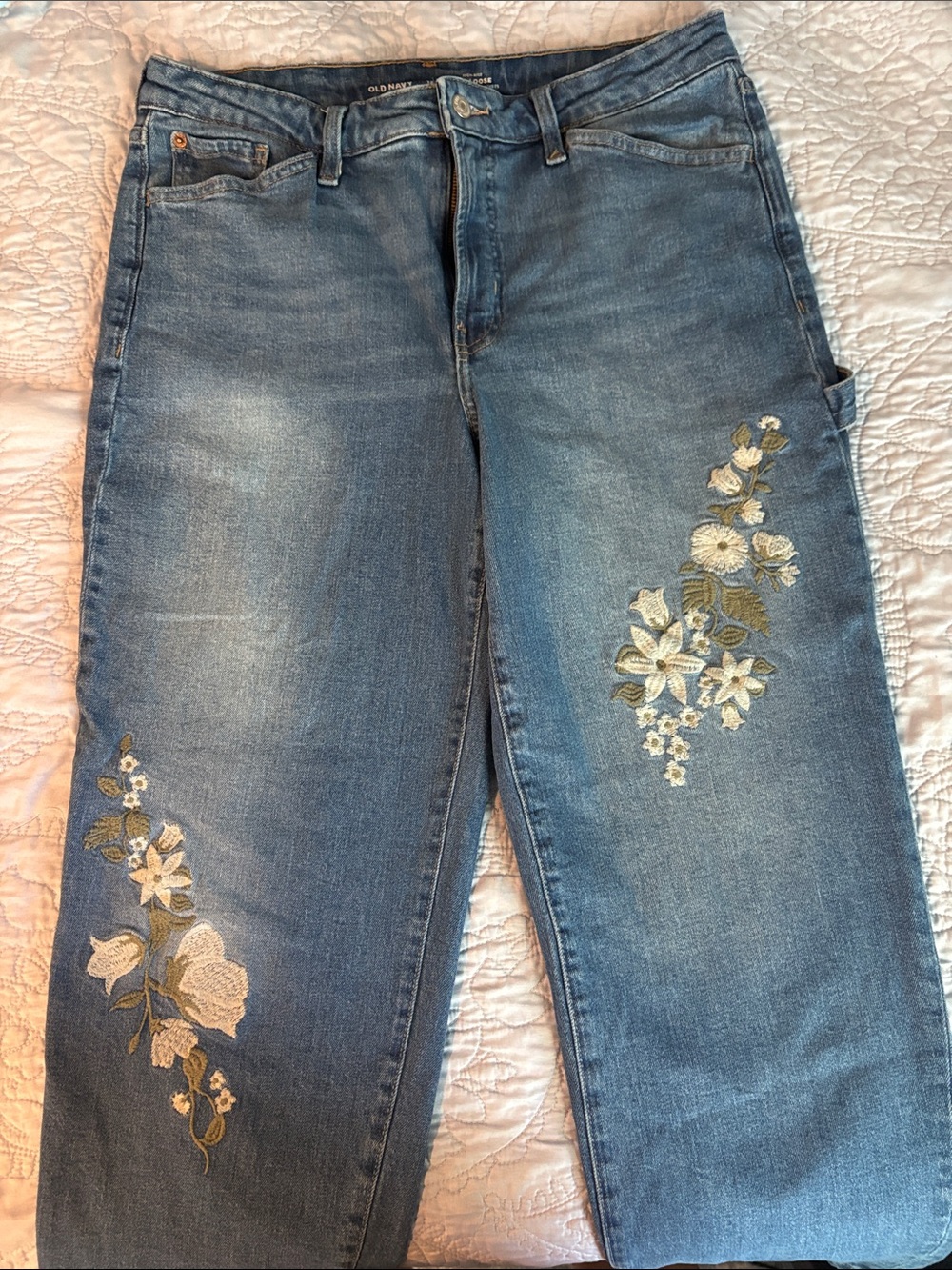 Old Navy Straight-Leg Jeans with Floral Embroidery